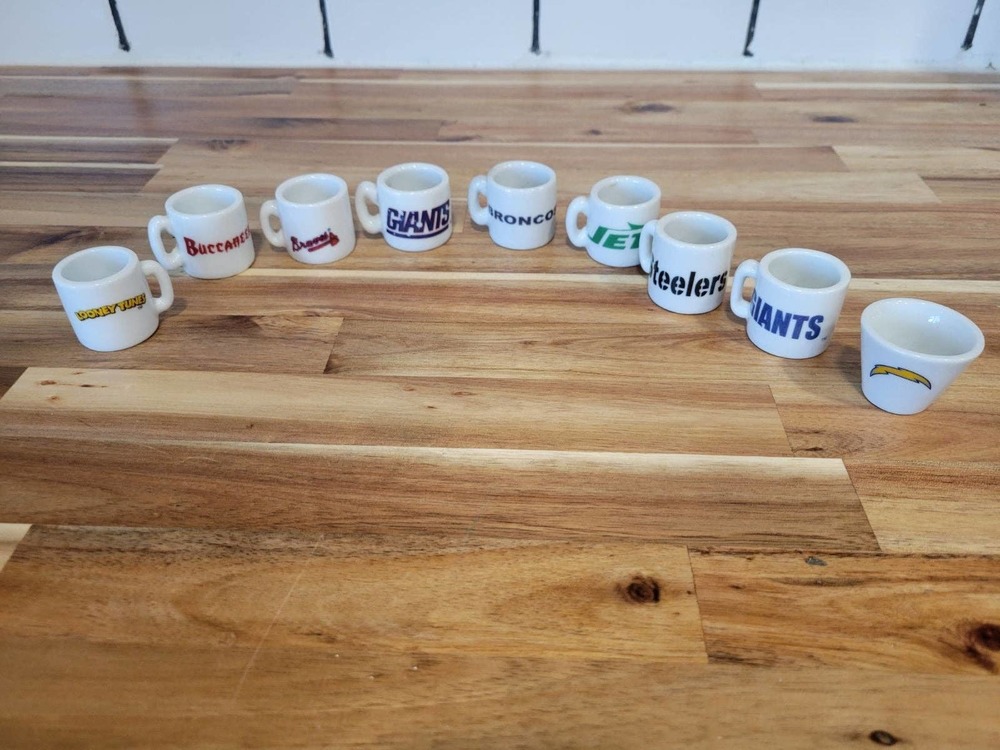 COPY - sports memorabilia Lot 11